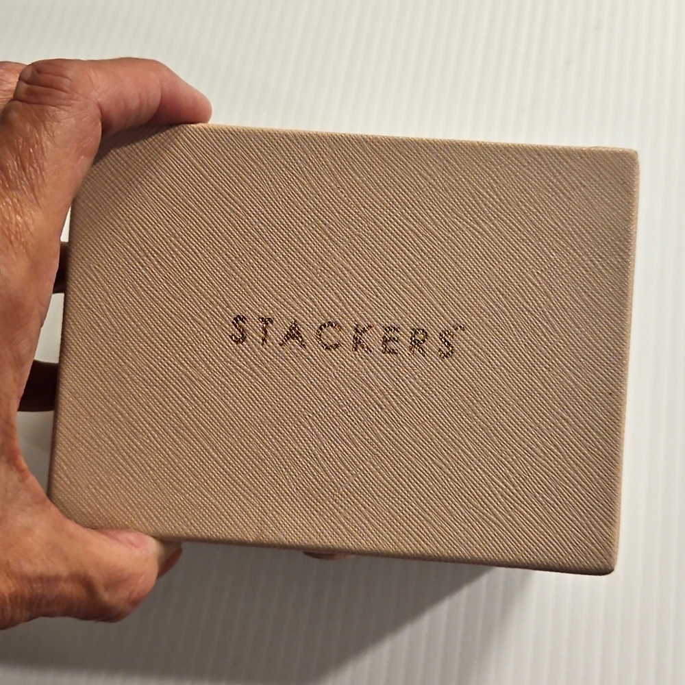 STACKERS Blush pink jewely compartment travel organizer case